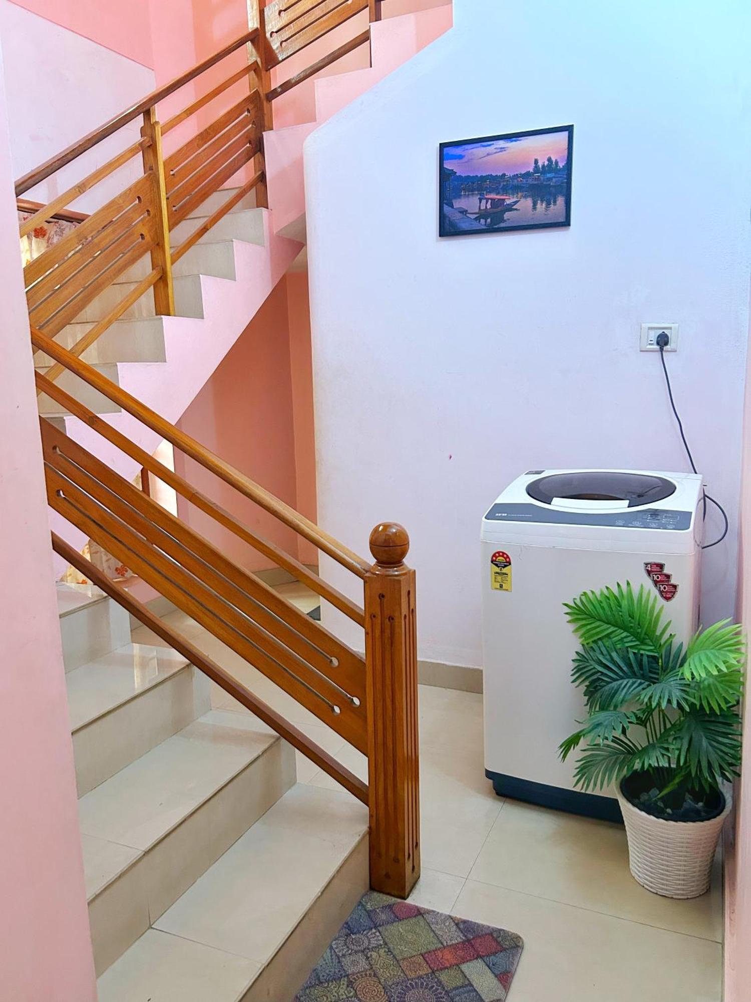 La Casa Trivandrum 4 Bhk Ac Luxury Villa At City Centre, Just 6 Kms To Airport Thiruvananthapuram Exterior photo